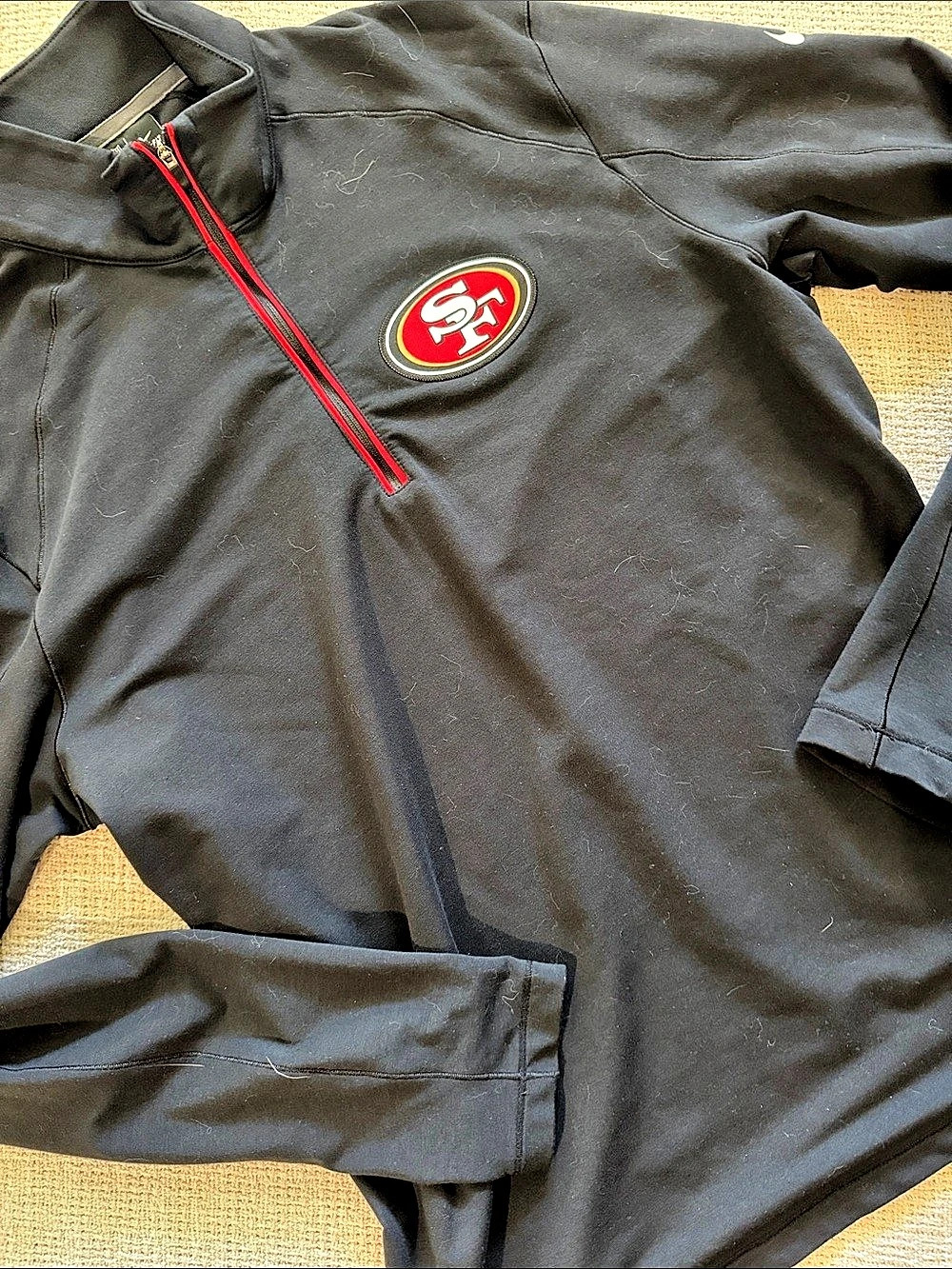 NFL Men's Black & Red Quarter-Zip Size Medium